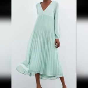 Zara Sea Foam Green Pleated Maxi Dress S Oversized Semi-Sheer V-Neck